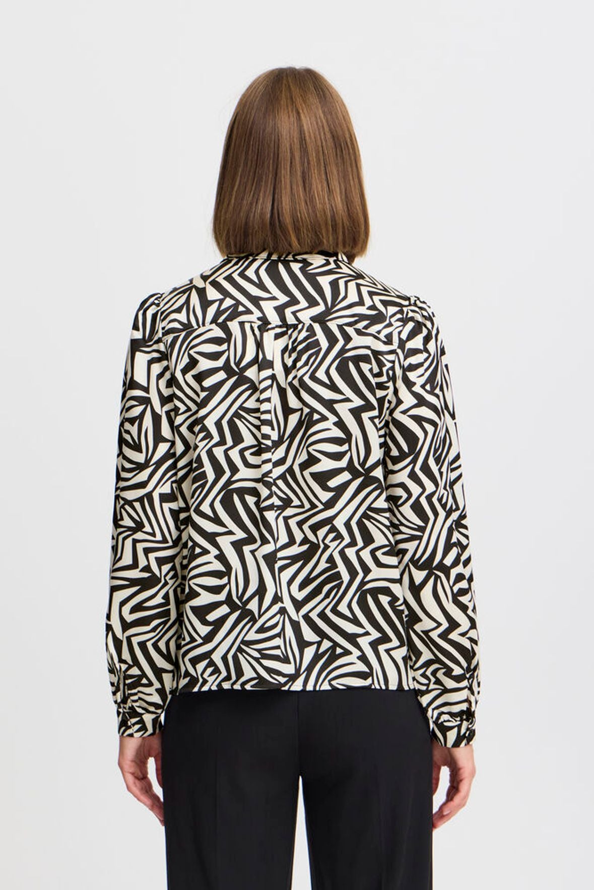 B.YOUNG Camicia fantasia geometrica bianco e nero B.YOUNG