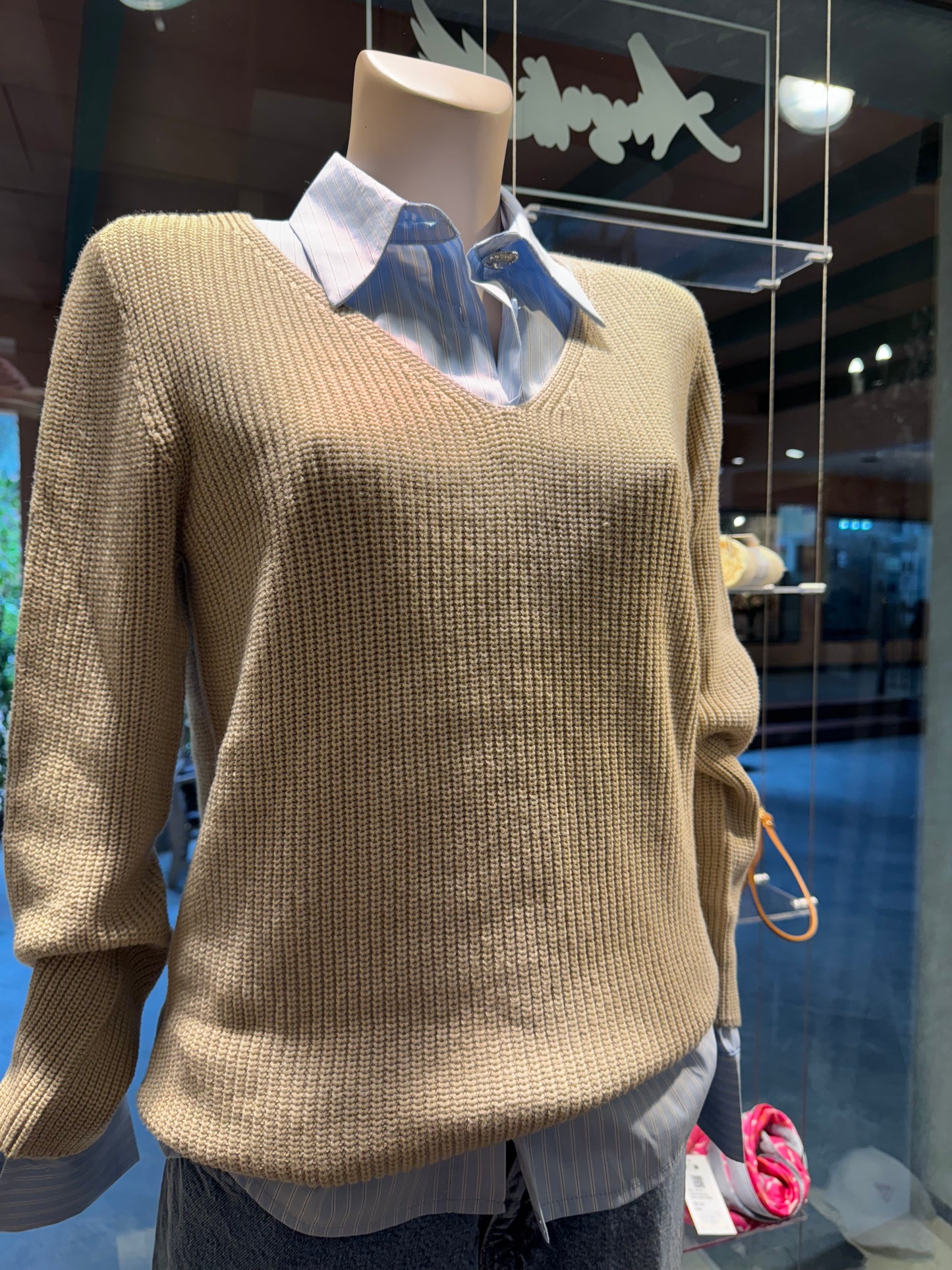 MAGLIA SCOLLO V SUSYMIX CORDA