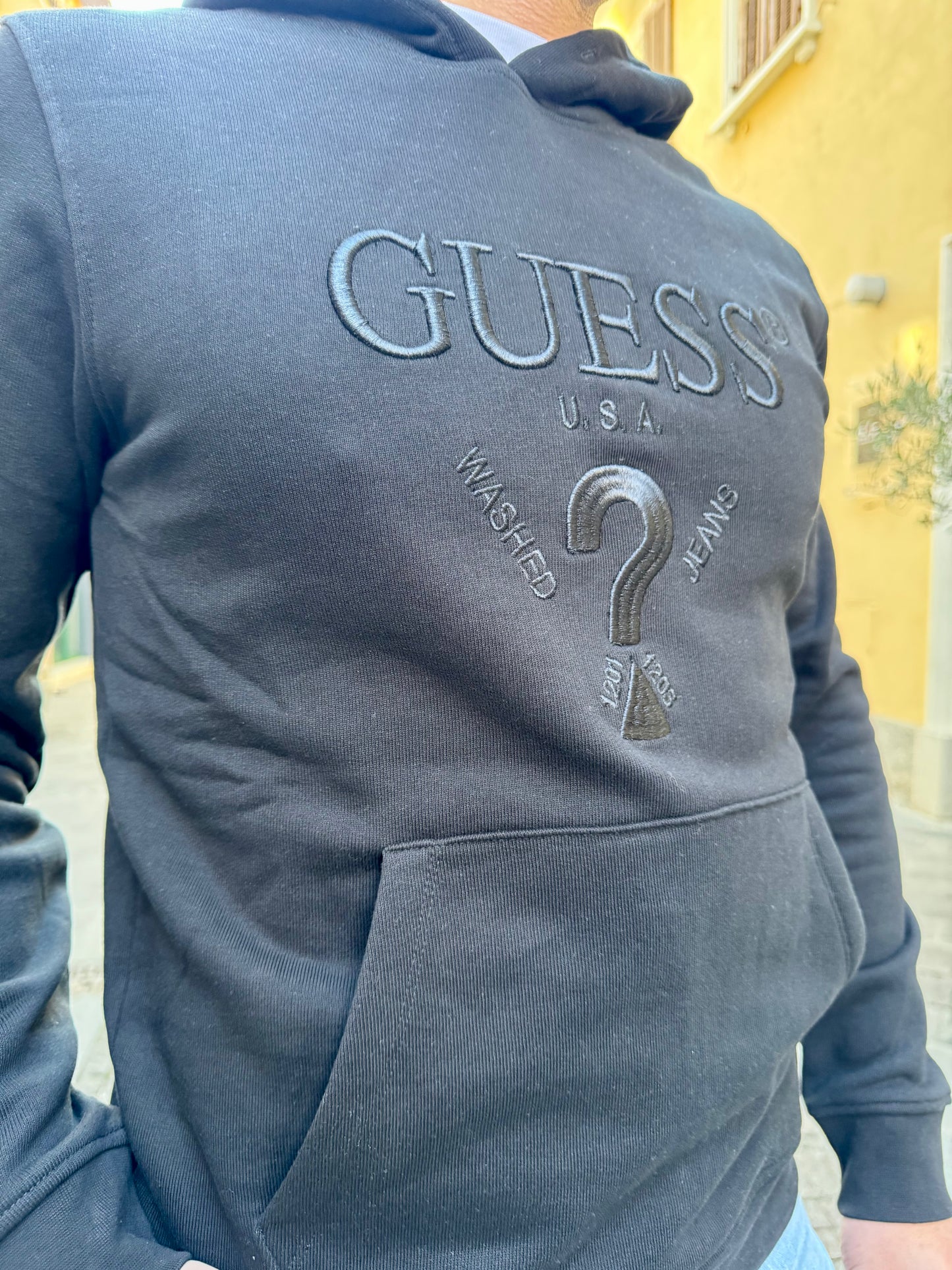 FELPA GUESS NERA M5RQ36