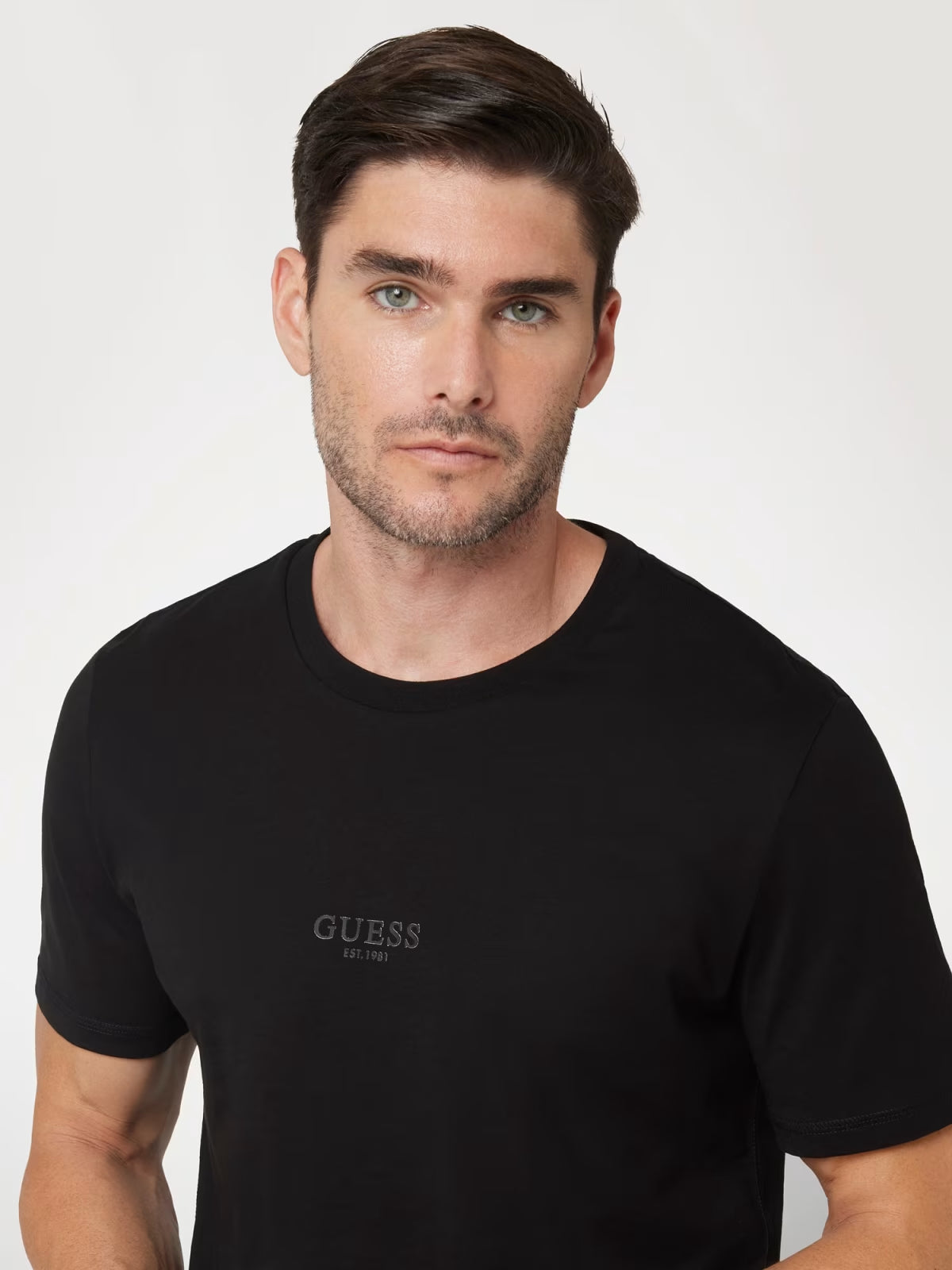 T-SHIRT GUESS NERA M2YI72