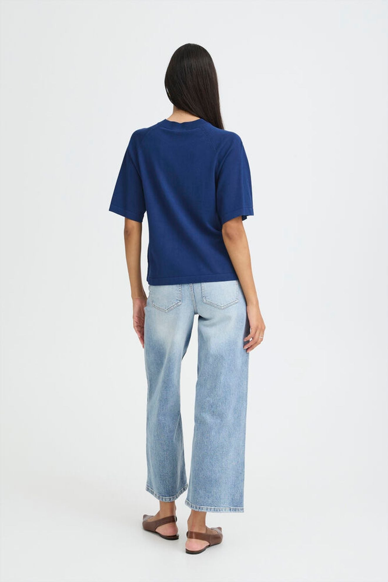 B.YOUNG Maglia girocollo blu con manica corta
