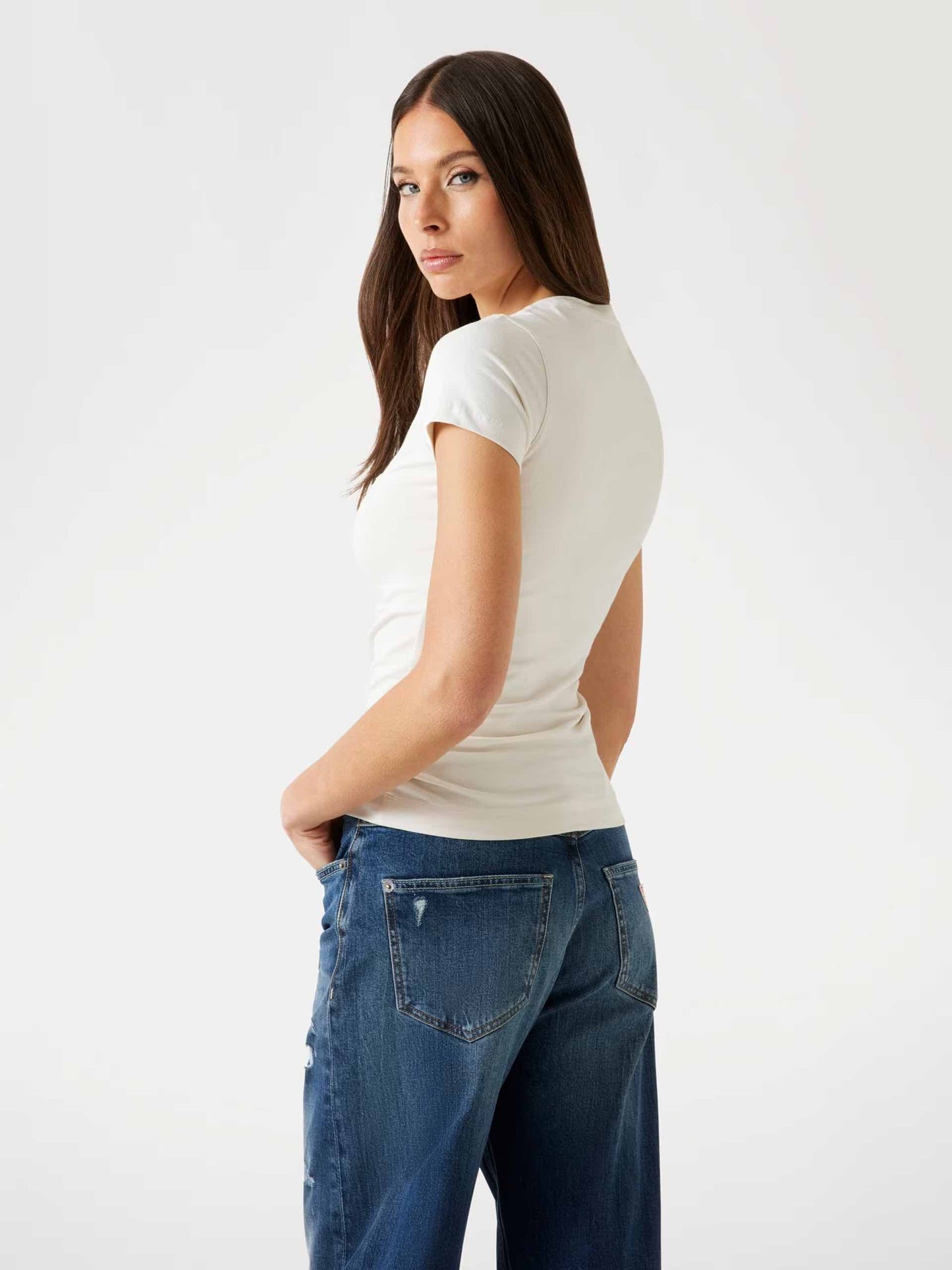 GUESS T-shirt logo ricamato bianca GUESS