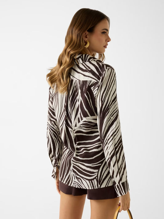 GUESS Camicia con Stampa Astratta Marrone e Panna GUESS