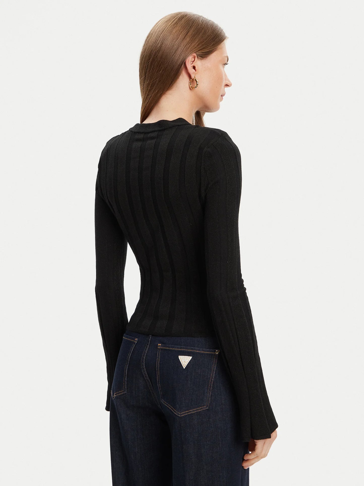 GUESS Maglione nero a coste con maniche svasate GUESS