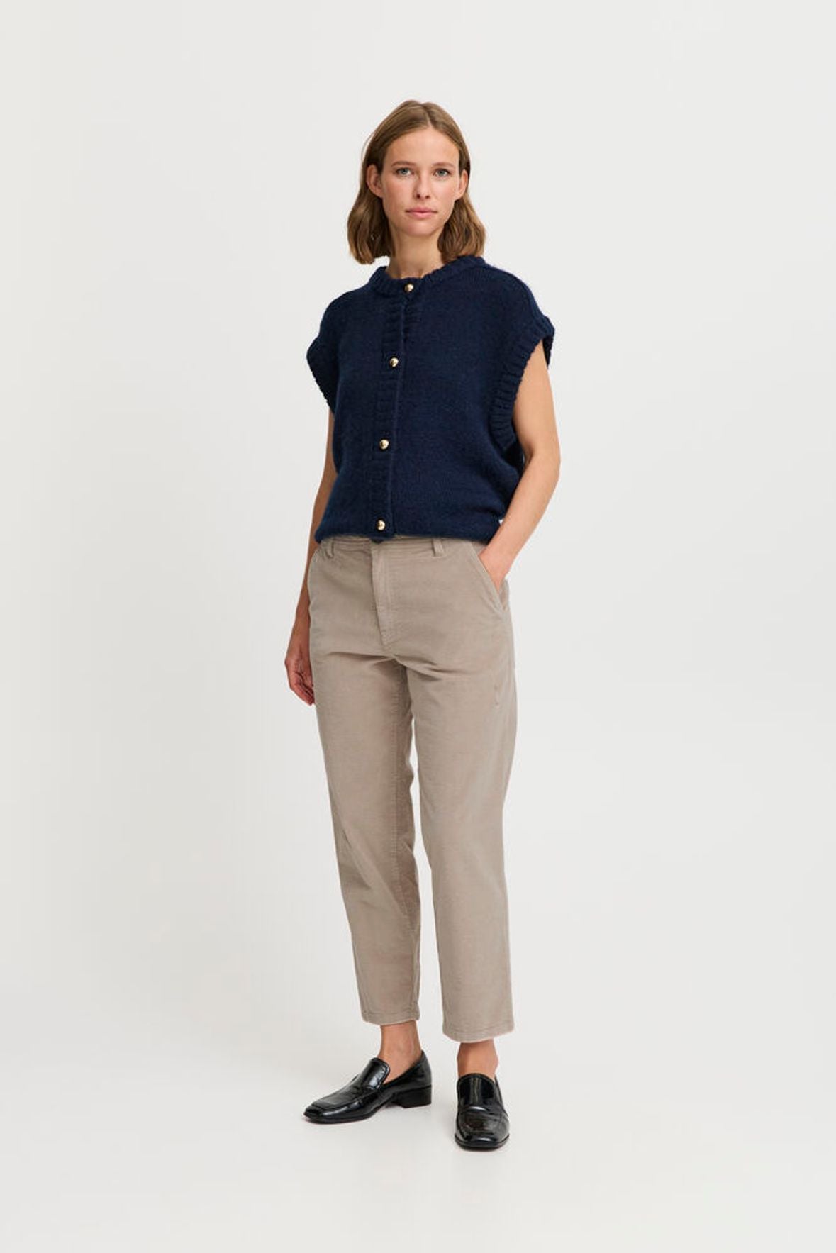 B.YOUNG Pantalone cropped in velluto beige 20815534