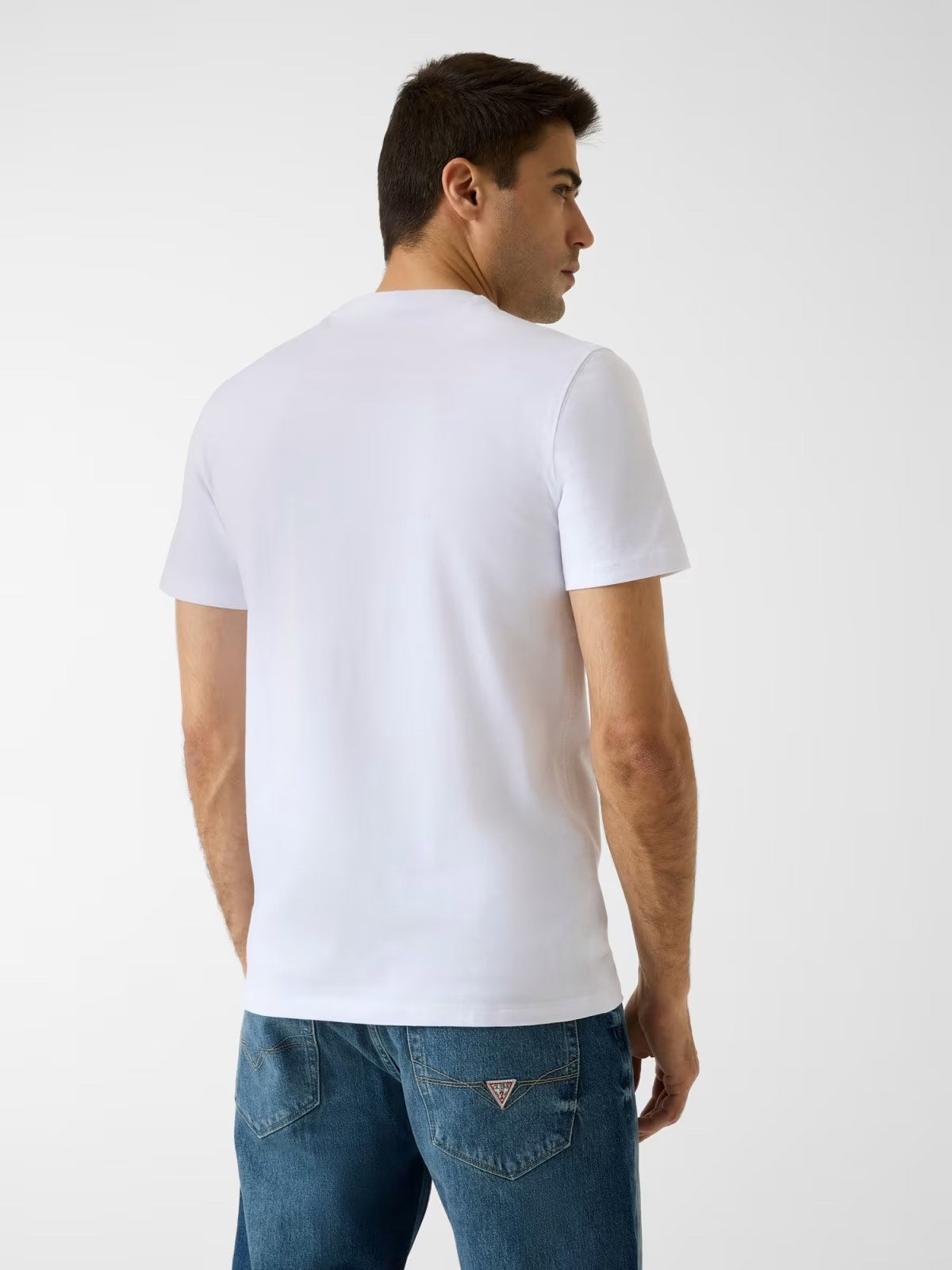 GUESS T-shirt bianca con logo frontale GUESS