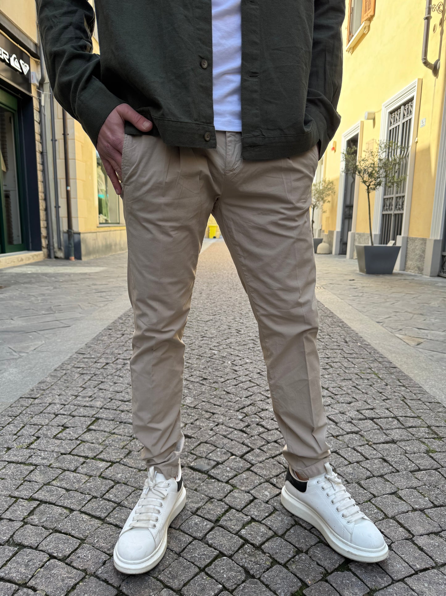PANTALONE OVER-D JOGGER BEIGE P02
