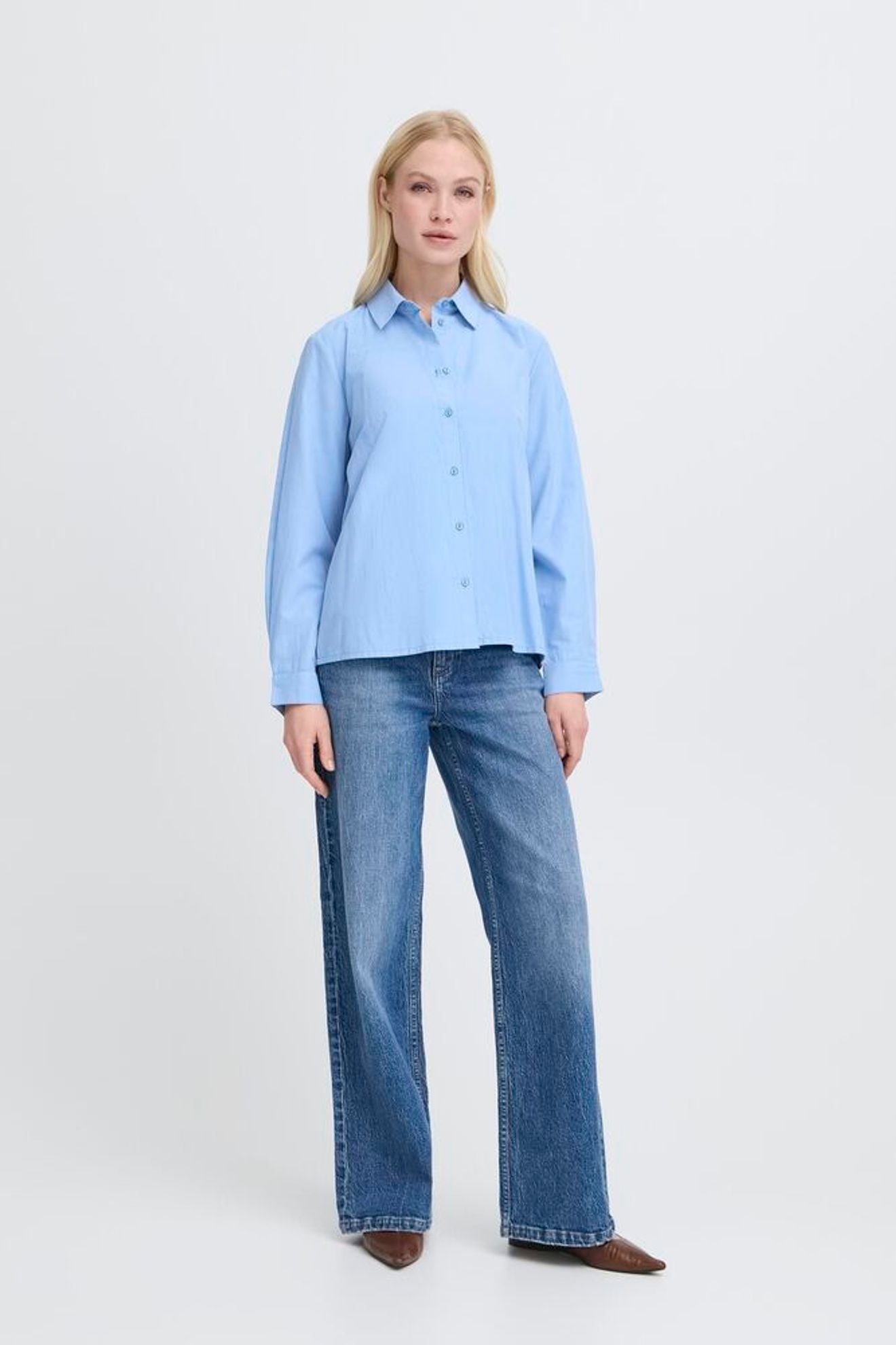B.YOUNG Camicia Azzurra con Micro Stampa Floreale B.YOUNG