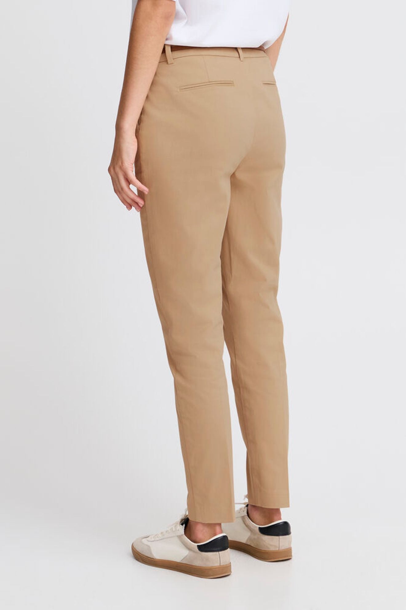 B.YOUNG Pantalone slim fit sabbia B.YOUNG