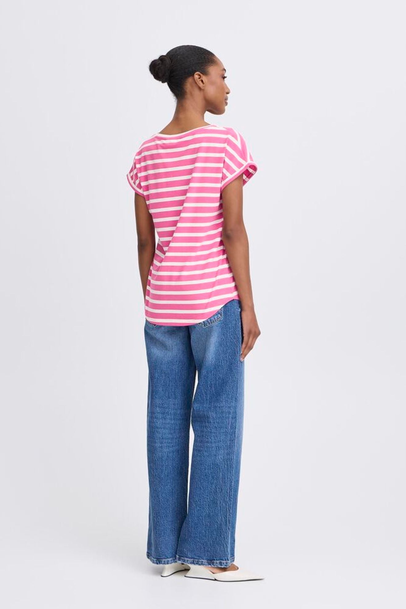 B.YOUNG T-shirt a righe bianca e nera B.YOUNG