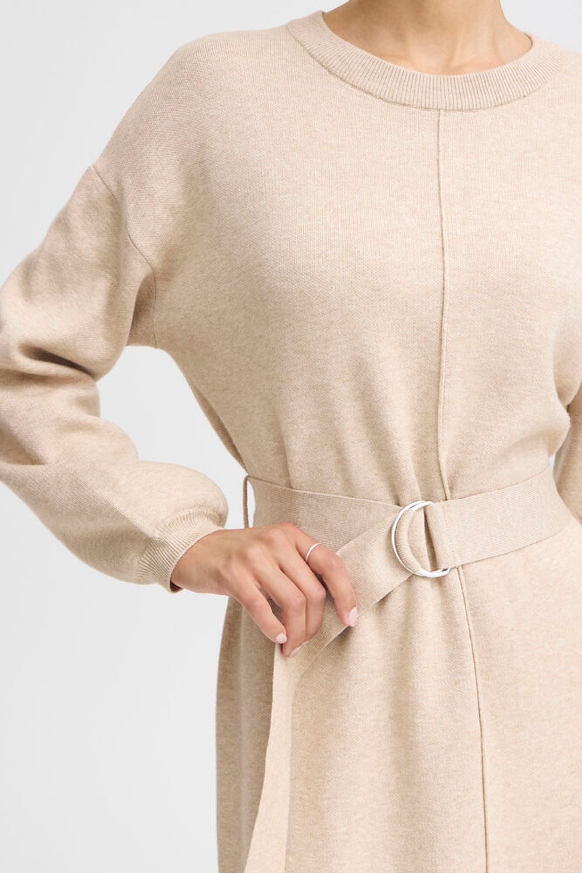 B.YOUNG Abito in maglia girocollo beige B.YOUNG