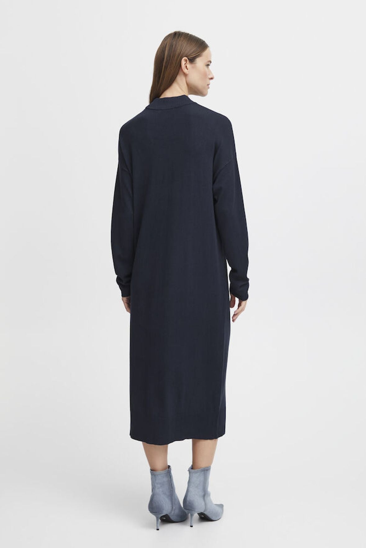 B.YOUNG Abito in maglia con collo alto blu B.YOUNG