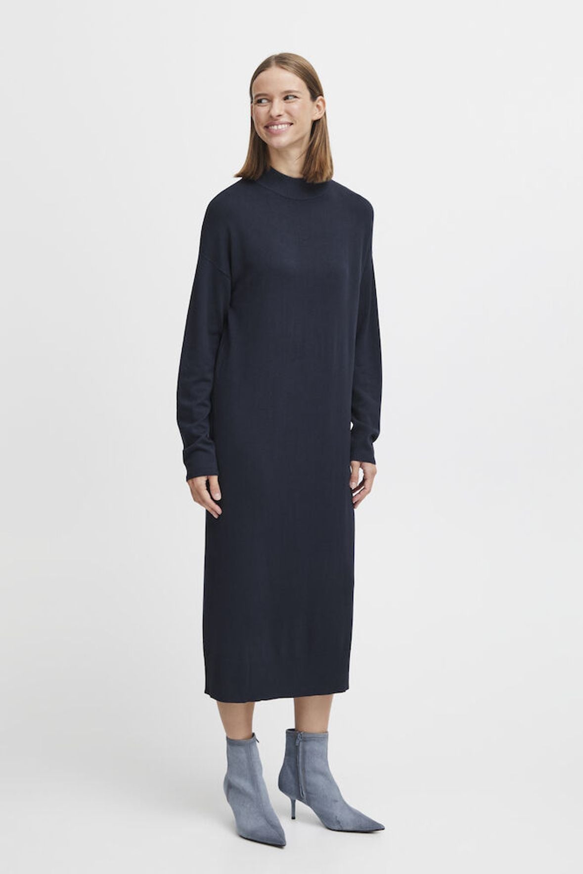 B.YOUNG Abito in maglia con collo alto blu B.YOUNG