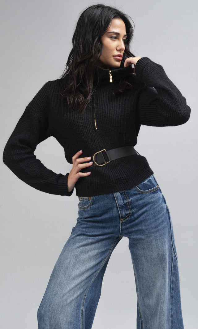 KORALLINE Maglia collo alto con cintura nera KORALLINE
