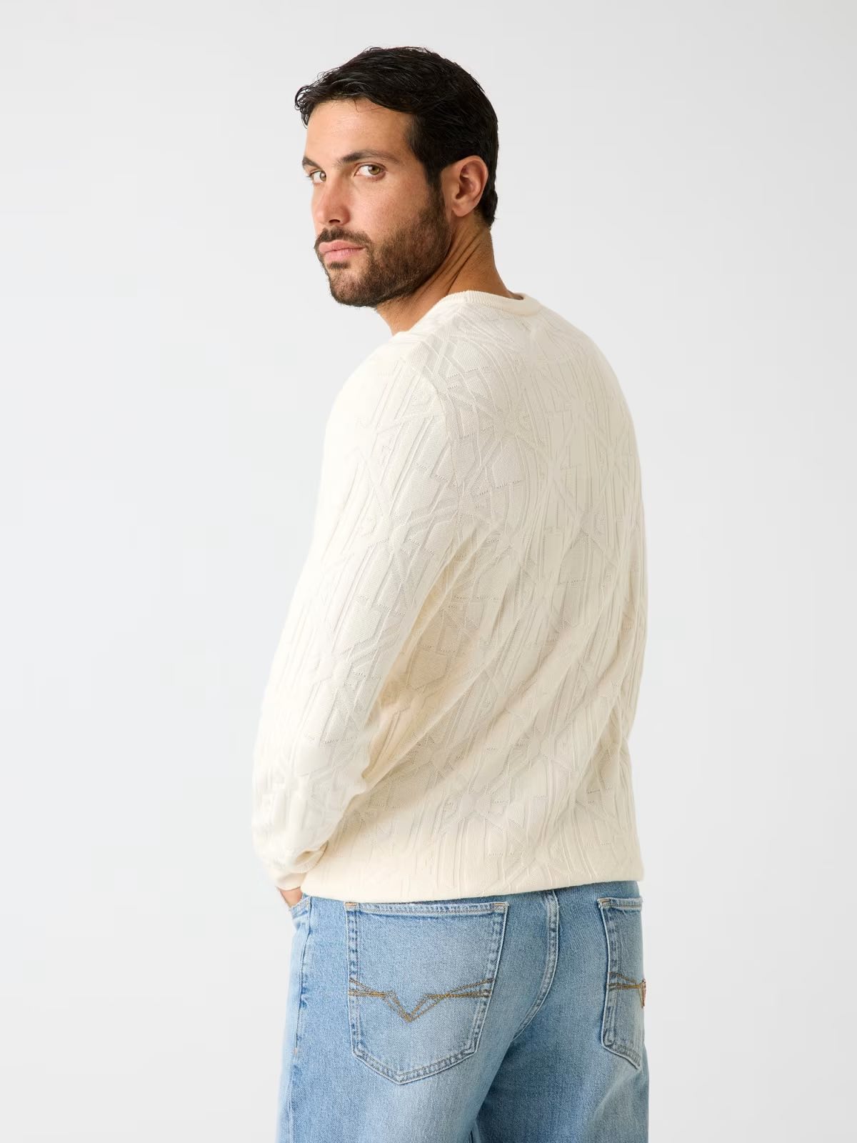 GUESS Maglioncino girocollo logato panna GUESS