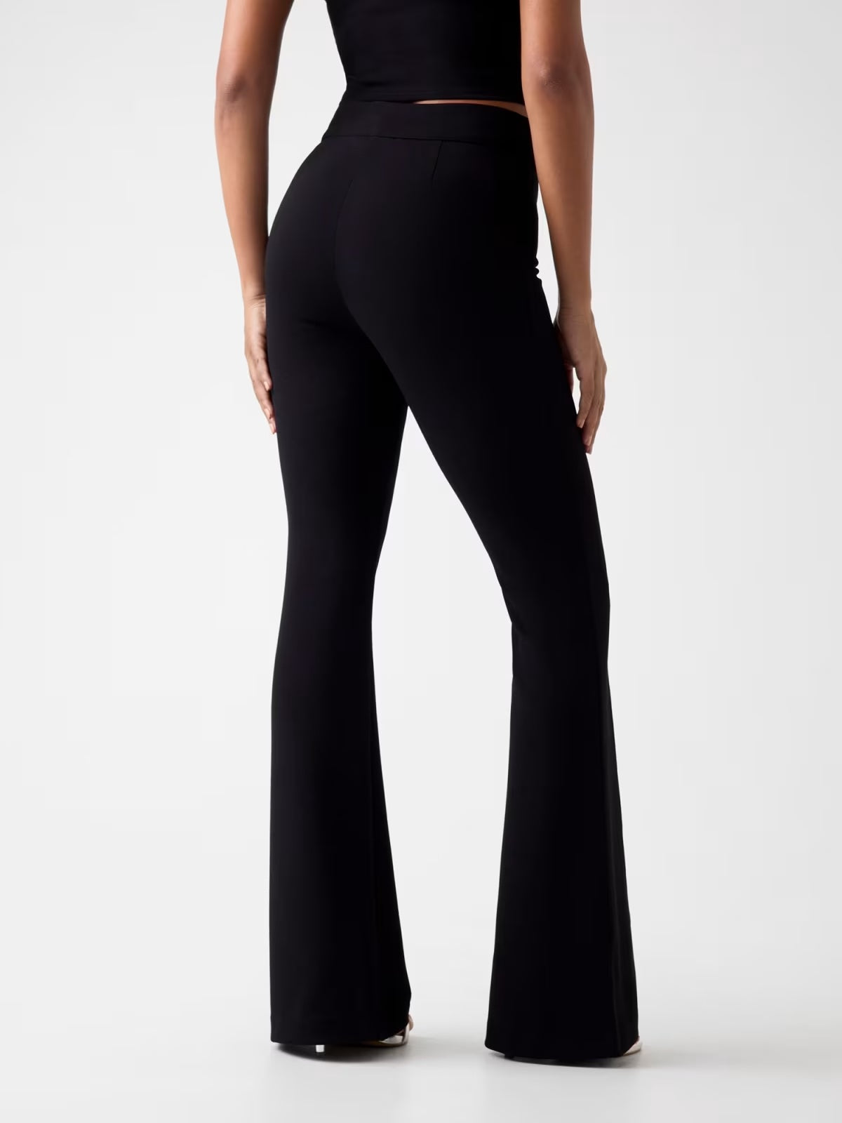 GUESS Pantalone nero a zampa GUESS