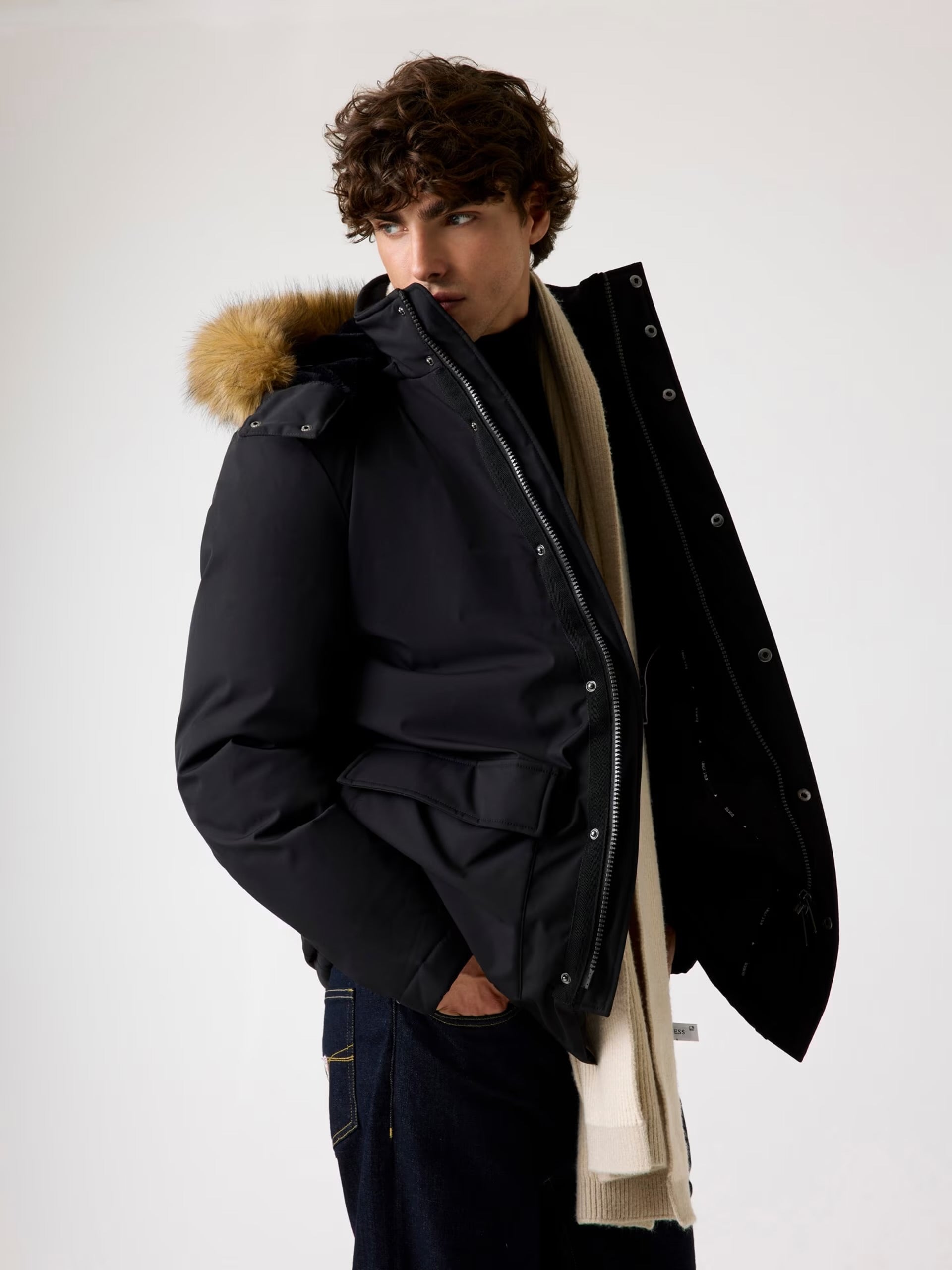 GUESS Parka con cappuccio in vera piuma blu GUESS