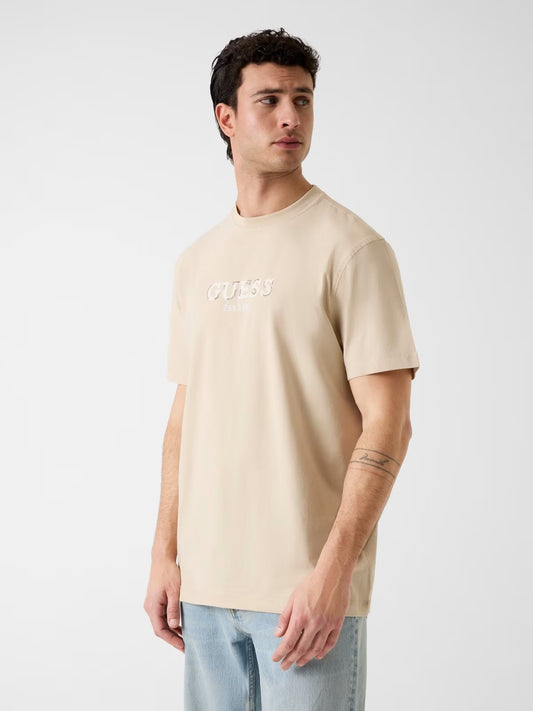 GUESS T-shirt sabbia con logo centrale GUESS