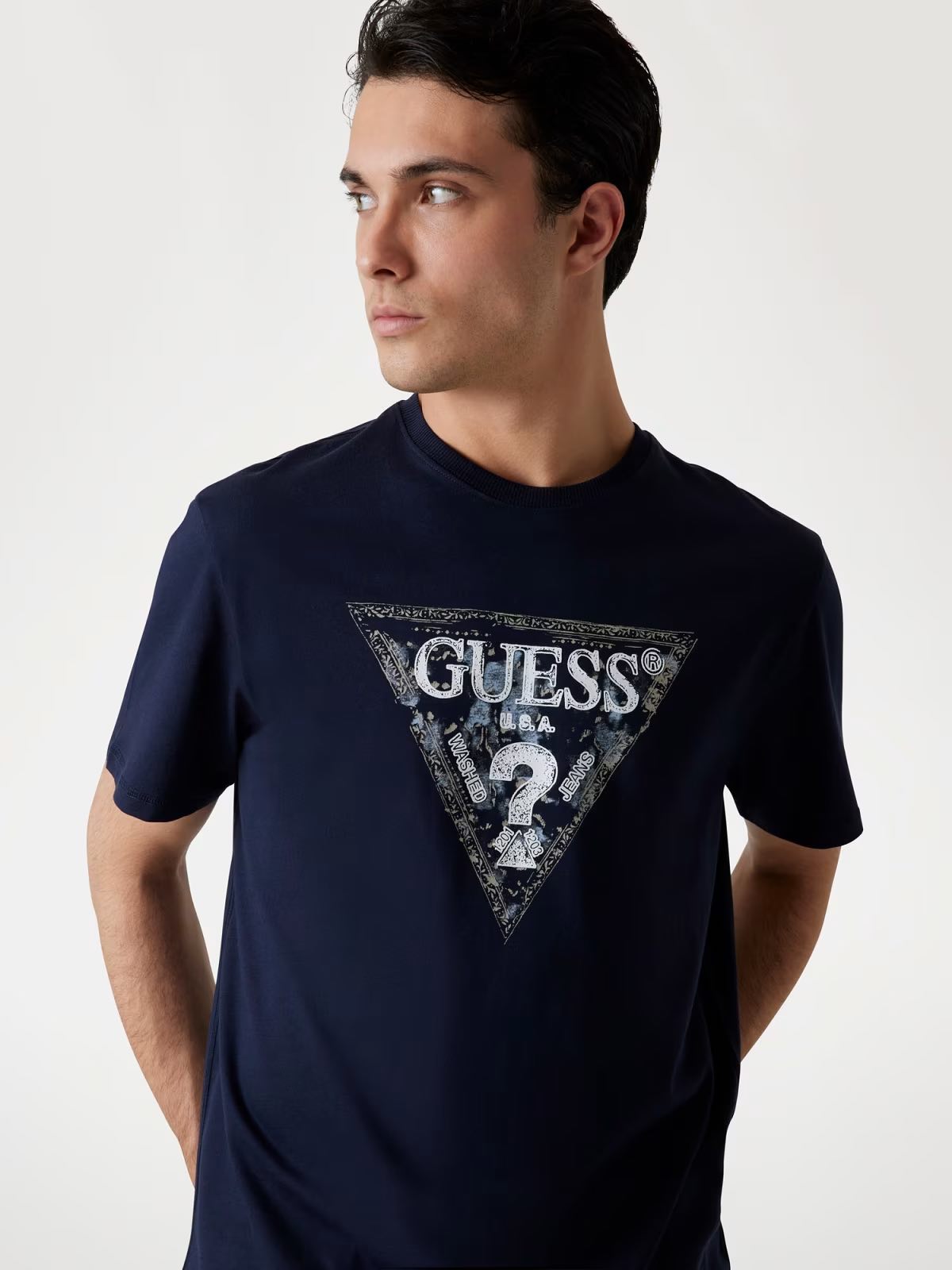 GUESS T-shirt blu con logo stampato GUESS